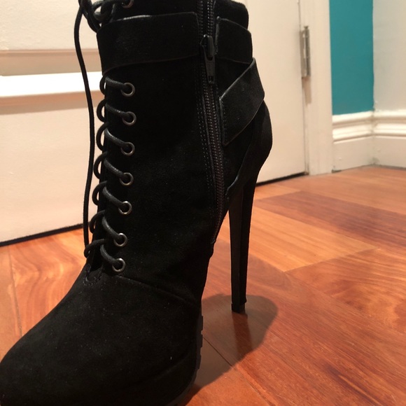 Boot heels - Picture 3 of 3
